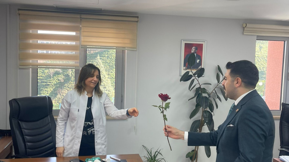 GENEL BAŞKAN OSMAN KAYA VE YÖNETİM HEYETİ, RİZE’DE ÇÖZÜM ODAKLI SAĞLIK ZİYARETLERİNDE BULUNDU.